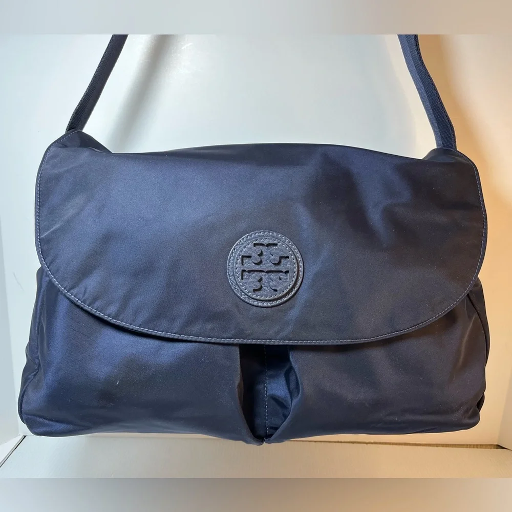 Tory Burch Crossbody Thea Nylon Weekender Carryall Diaper Baby Bag